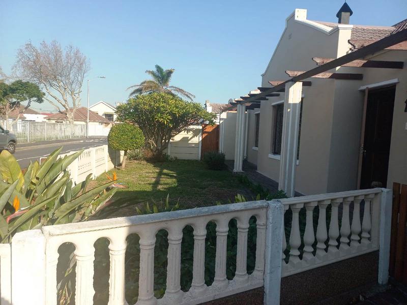 3 Bedroom Property for Sale in Athlone Western Cape